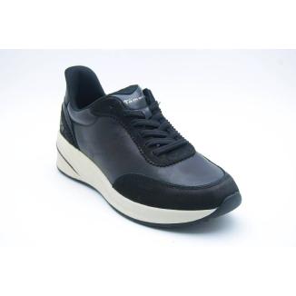 TAMARIS svart sneaker STEP-IN