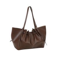ULRIKA DESIGN brun MINIMALISM