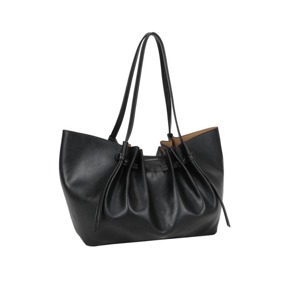 ULRIKA DESIGN svart MINIMALISM